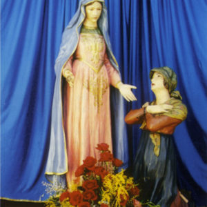 La veneranda statua della Beata Vergine nel Santuario della Madonna del Caravaggio
