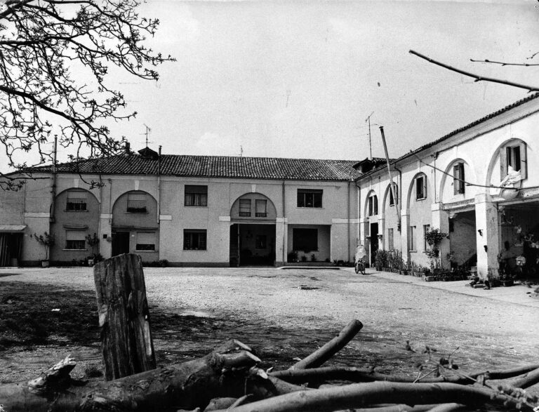Le botteghe del vecchio mercato di Barcon
