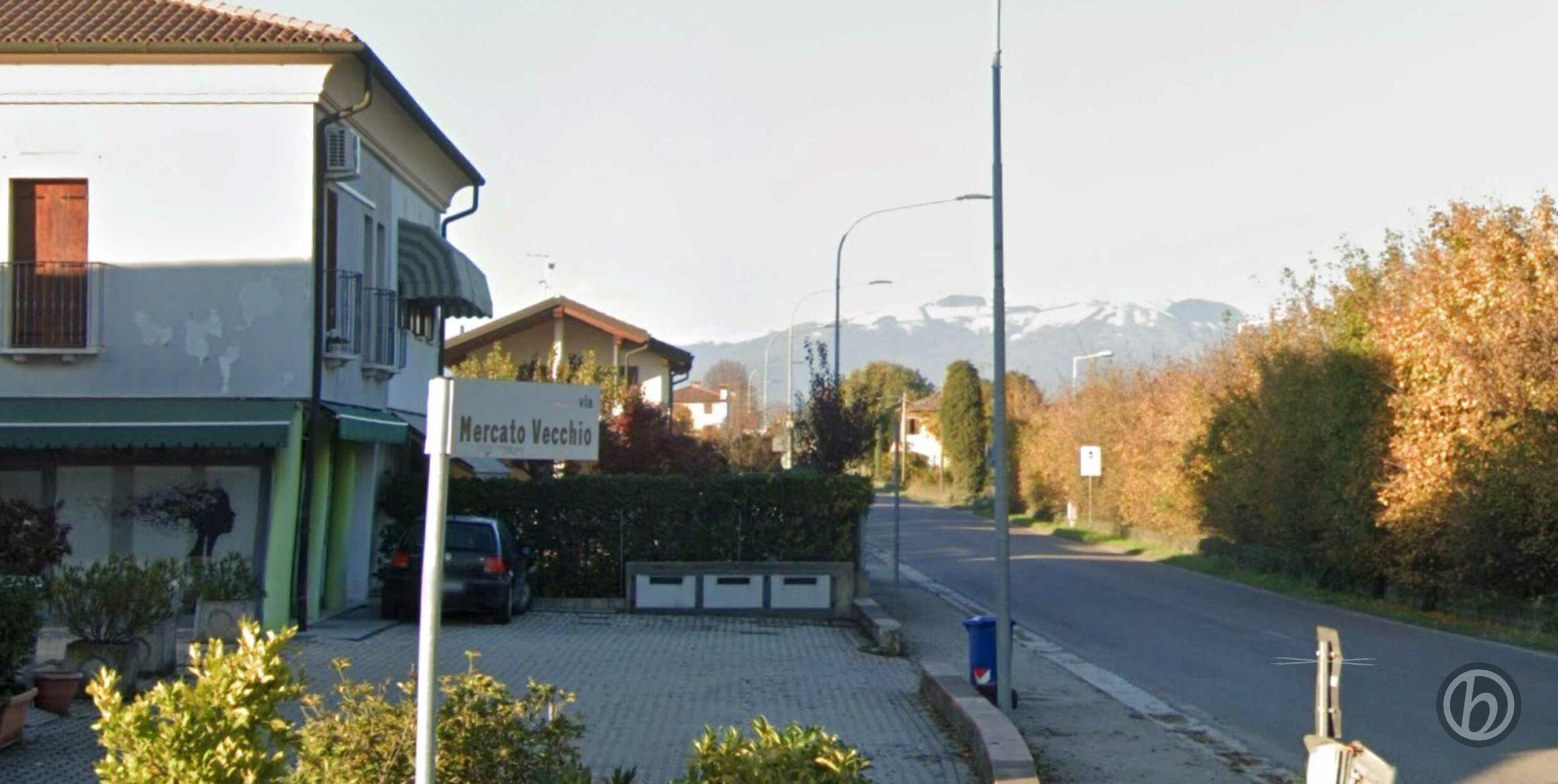 via Mercato Vecchio via Mercato Vecchio