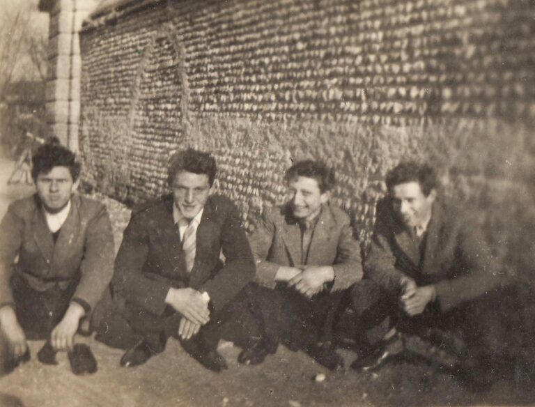 Gli abitanti di Barcon